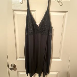 Sz 3x black Oscar de la Renta chemise NWOT